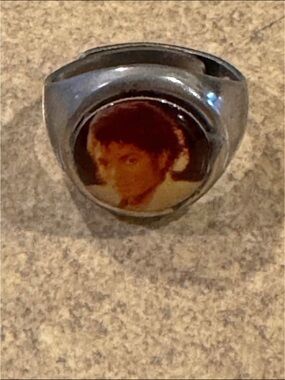 Vintage 1980’s Michael Jackson Ring